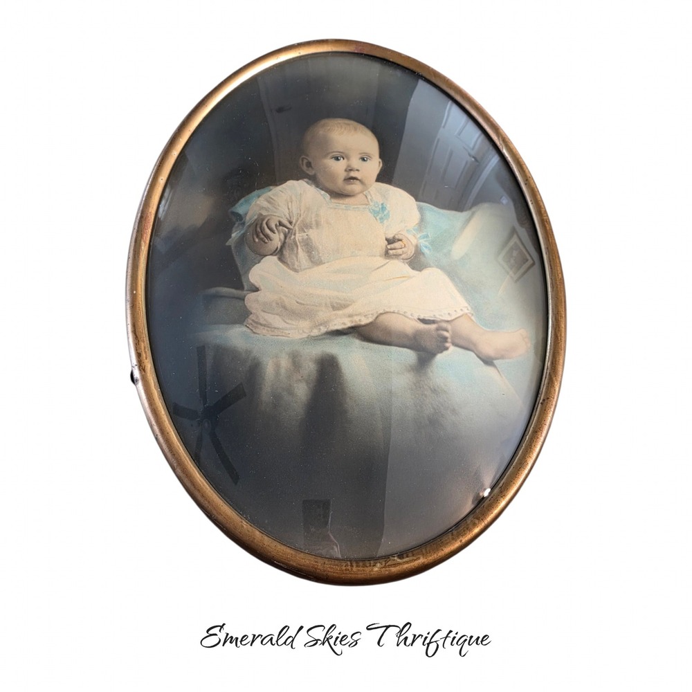 Vintage Convex Bubble Glass ornate Metal Oval Picture baby Portrait 14" x 20"